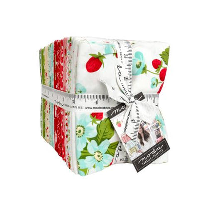 Moda Bloomsberry Camille Roskelley Fat Quarter Bundle 55350AB featuring 40 factory-cut fat quarters