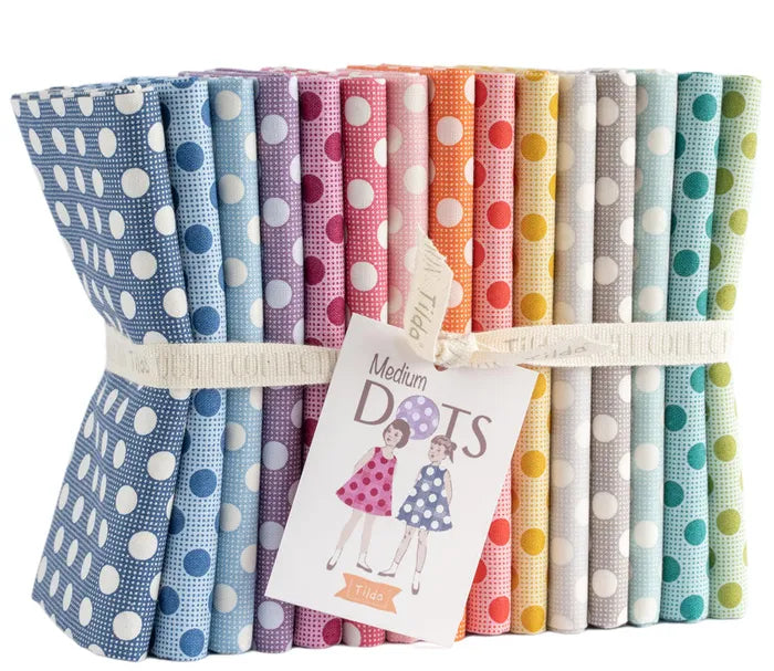 Tilda Dots Fat Quarter Bundle 15 fabrics 300014